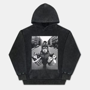 HOME ALONE TEE - Image 4