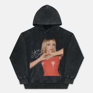 SABRINA CARPENTER 12.14 TEE - Image 4